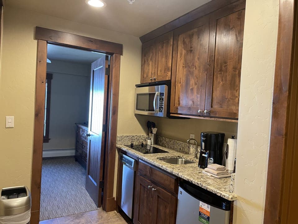 Bedroom entry
