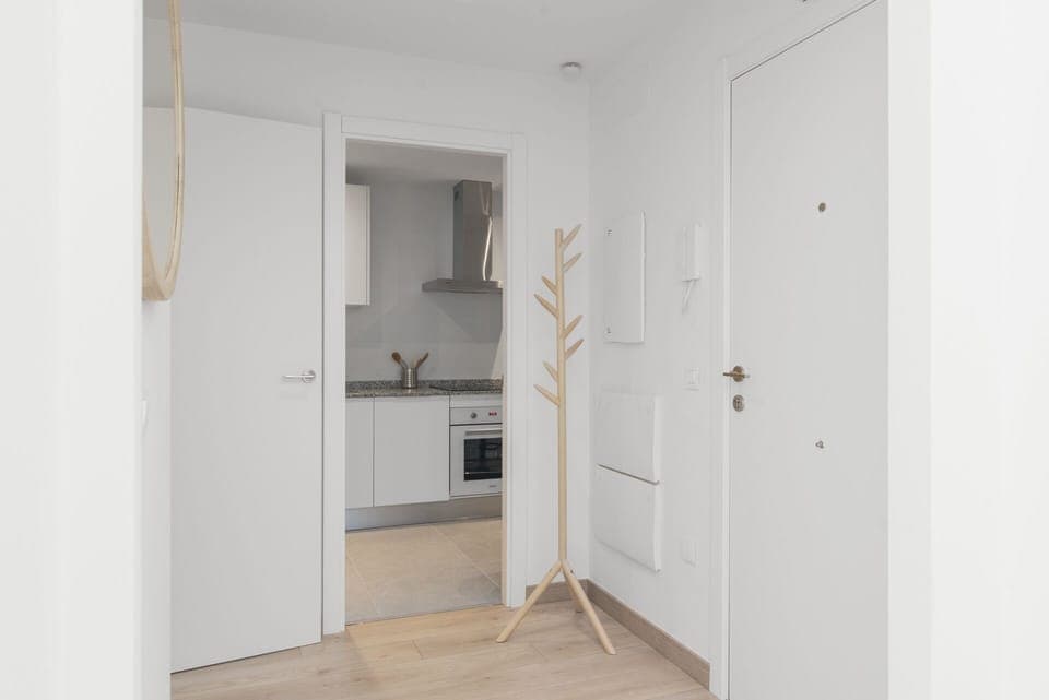 938bf948-8952-41d7-a841-0e8e425a7e51