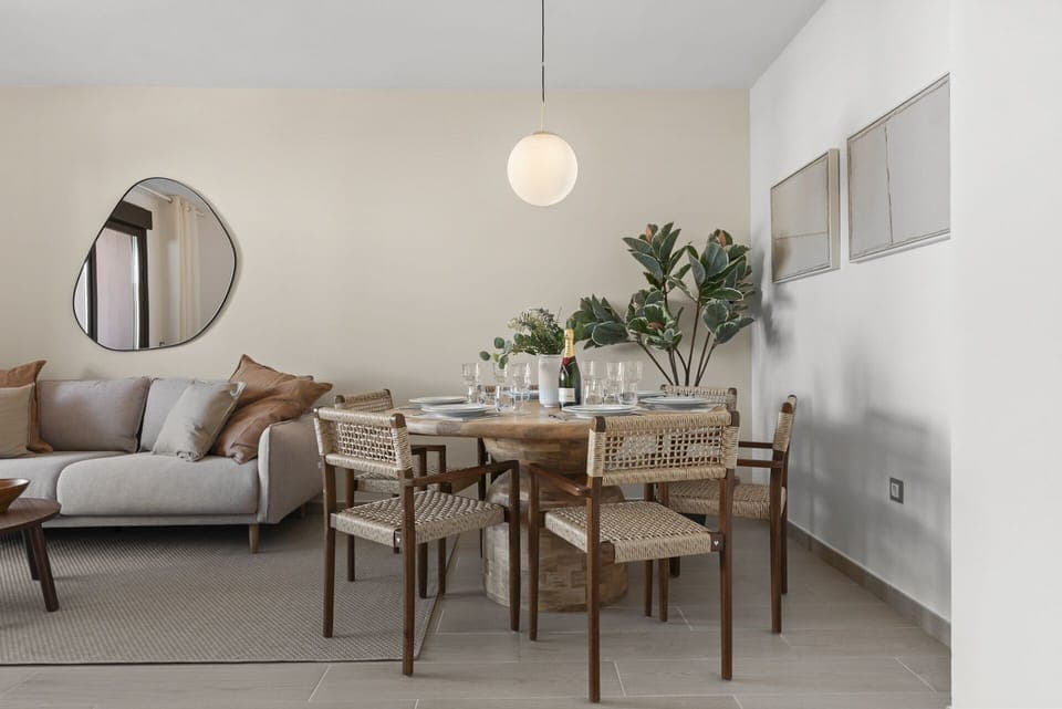 d441d3a3-38c3-4331-af25-5d5340bbb835