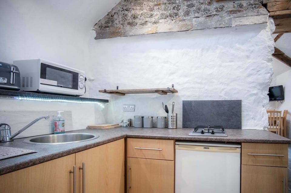 The Anchor Light - 1 Bed - Freshwest Beach Retreat (23336)