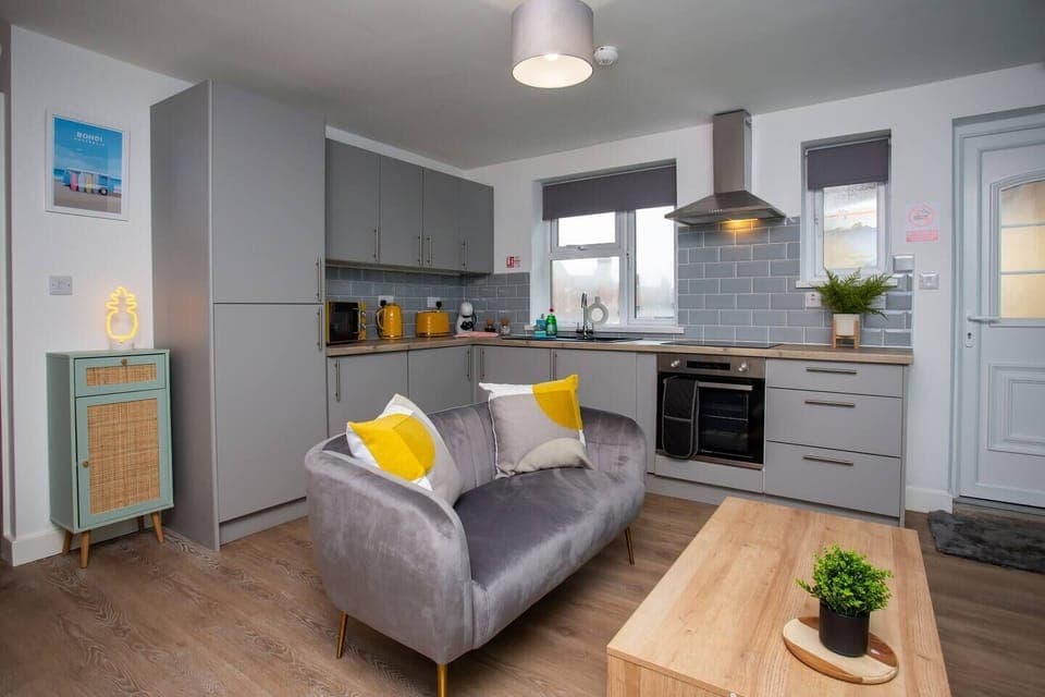 Experience the laid-back Bondi Beach vibe right here in Whitley Bay, where every moment promises relaxation, rejuvenation, and a touch of coastal charm. Welcome home.