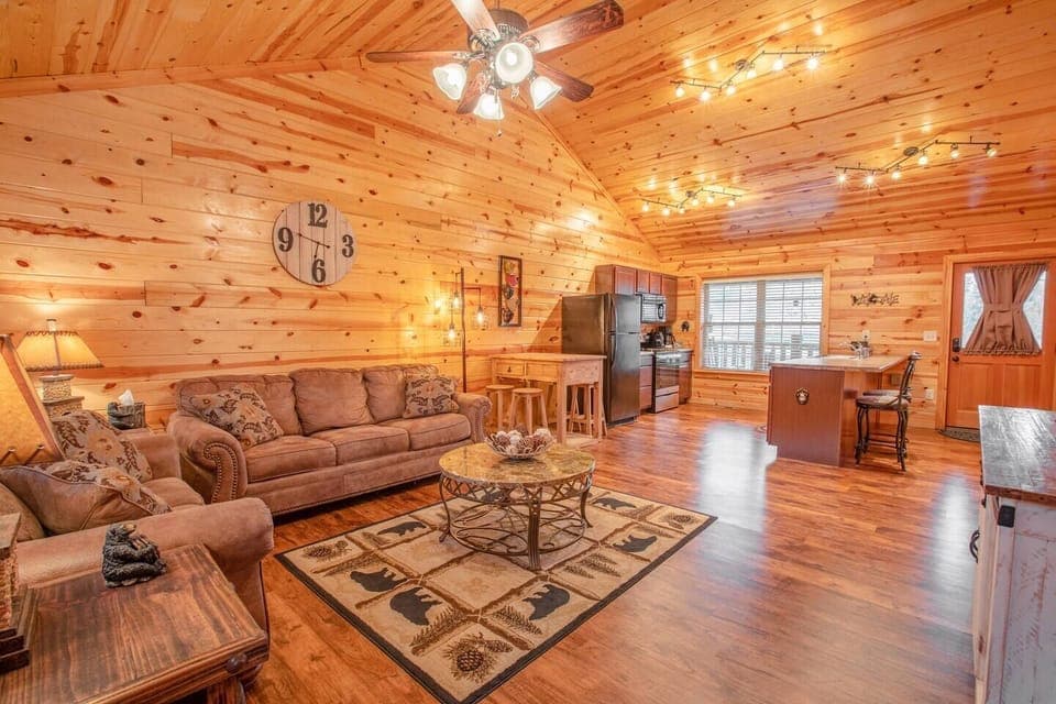 Spread out in the spacious, cathedral-ceilinged great room for TV, socializing, or board games.