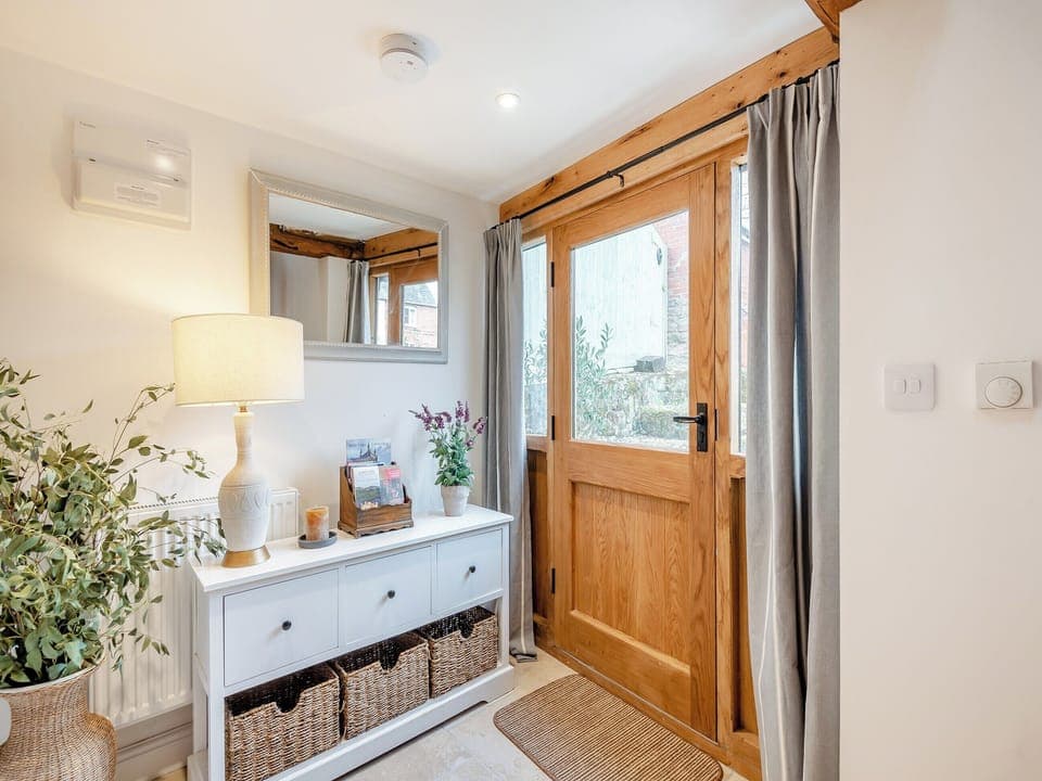 Hallway | Jinney Ring, Ocle Pychard