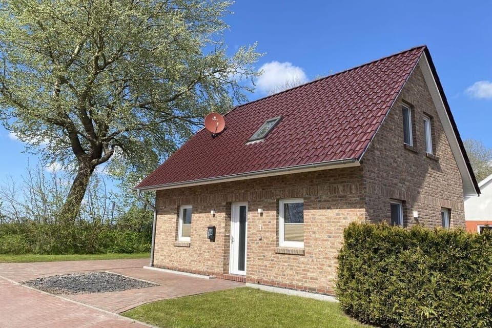 Holiday Home Exterior [summer]