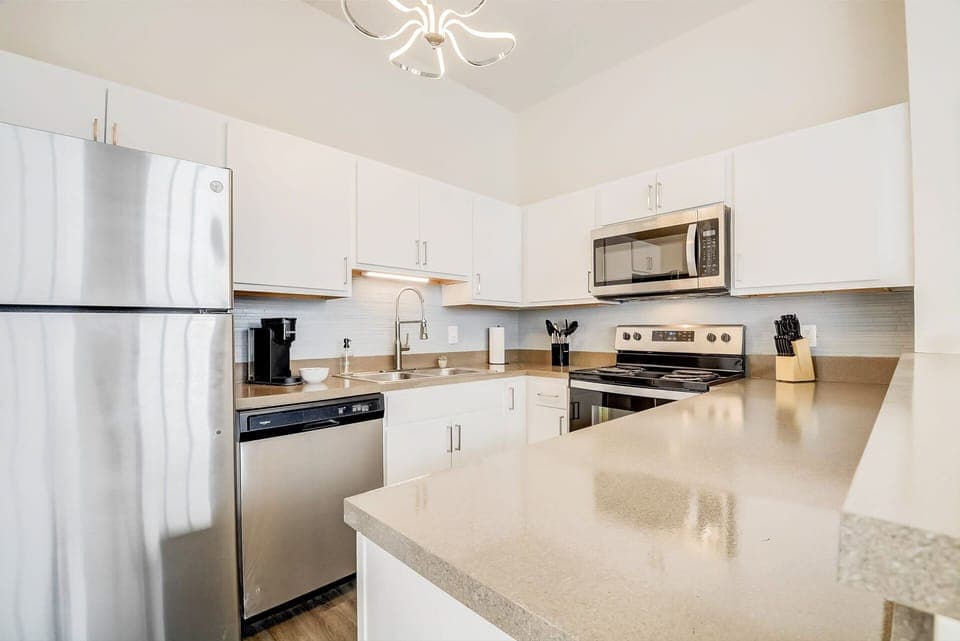 Fully equipped kitchen