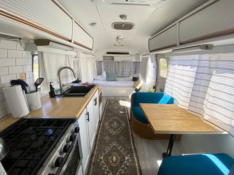 Meeker20Interior203