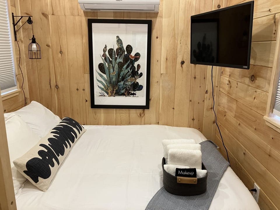 Dolan20Bedding