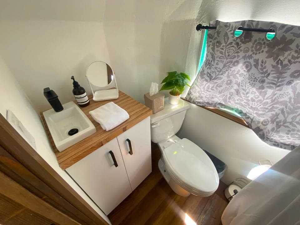 Steamboat20Bathroom