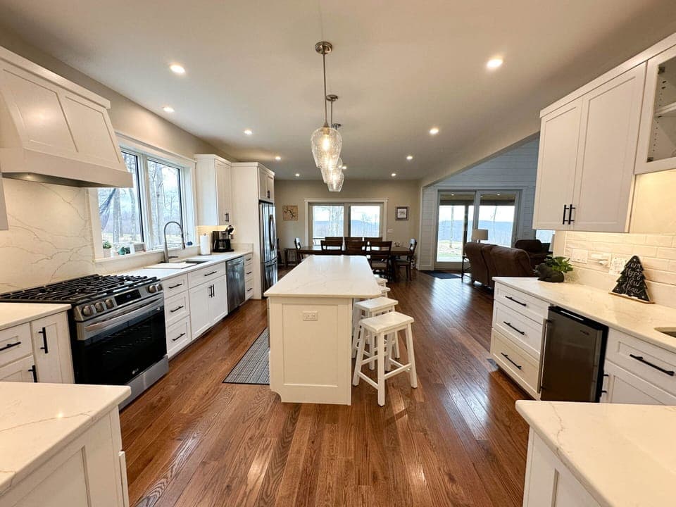 Full Kitchen