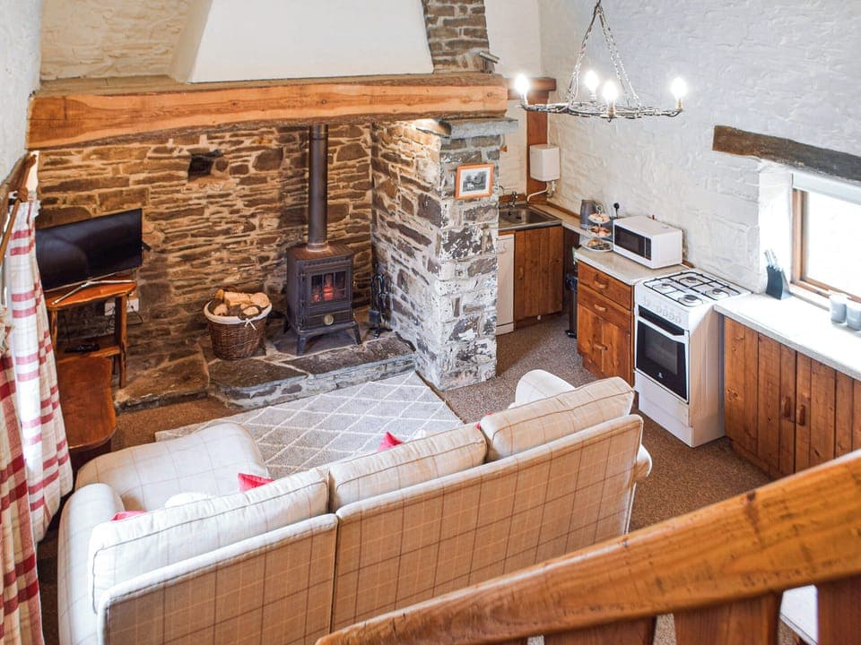 Open plan living space | Ty Tarw - Cwmiar Holiday Cottages, Llanllwni