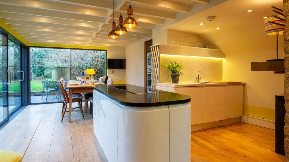 Kitchen/Diner, Betty's Cottage, Bolthole Retreats