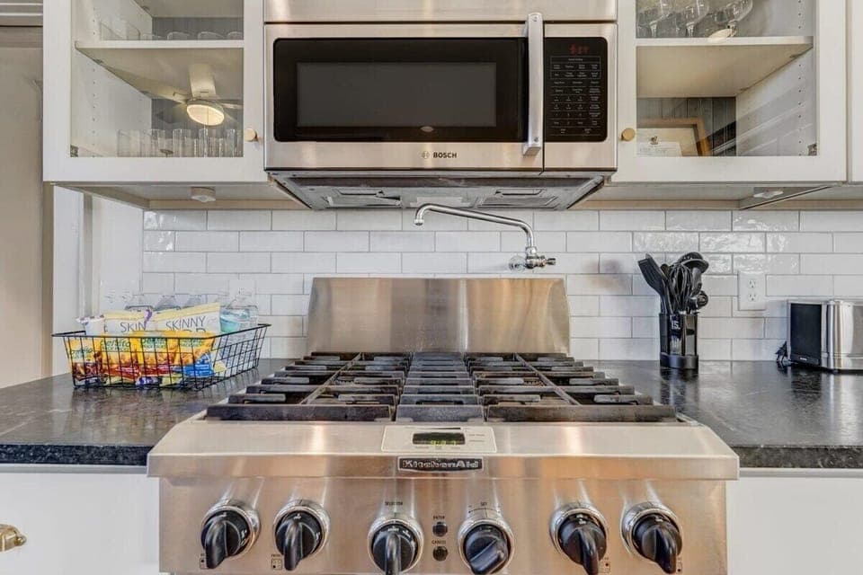 Craft your perfect meals in our well-equipped kitchen. A culinary haven awaits, inspiring your inner chef with modern amenities and a stylish space to turn your culinary creations into memorable feasts