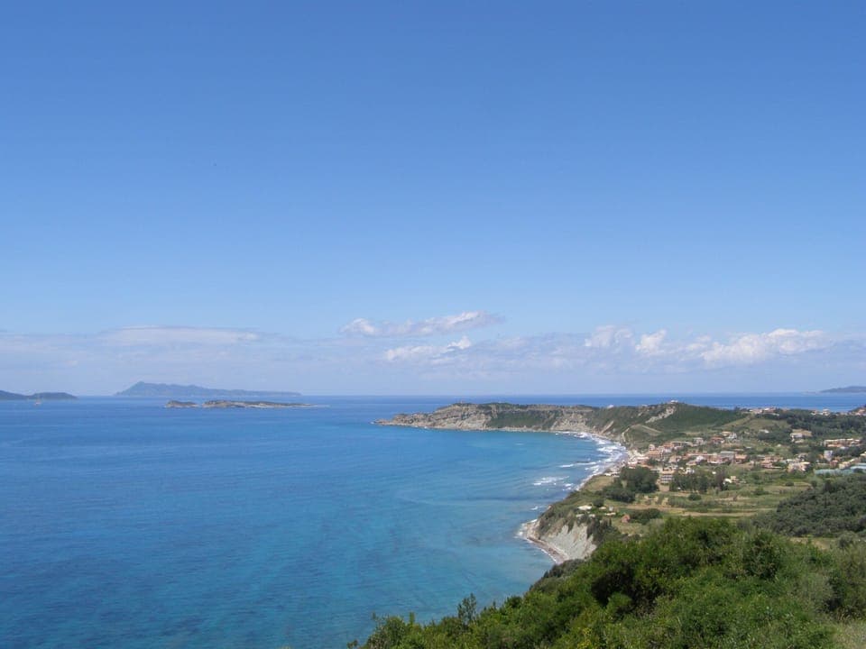 Arillas beach overview
