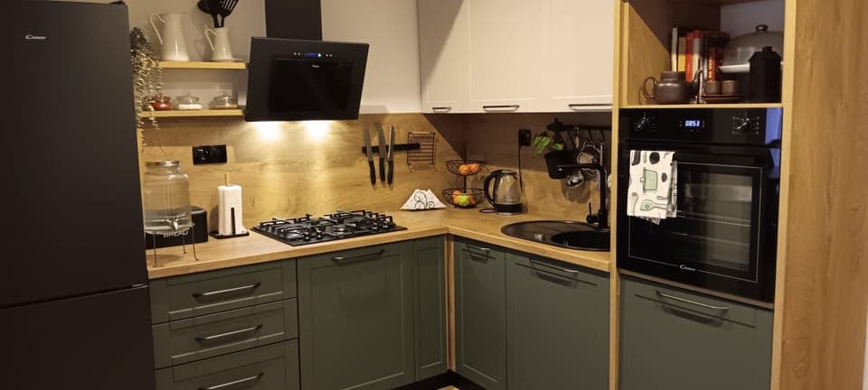 Kitchen 2