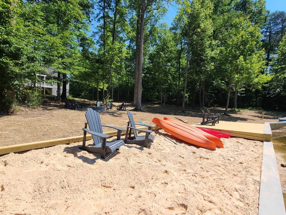 32 ft Private Beach just steps from the back door - gently sloped