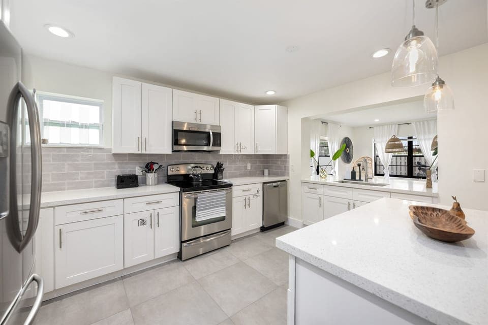 Fully equipped kitchen