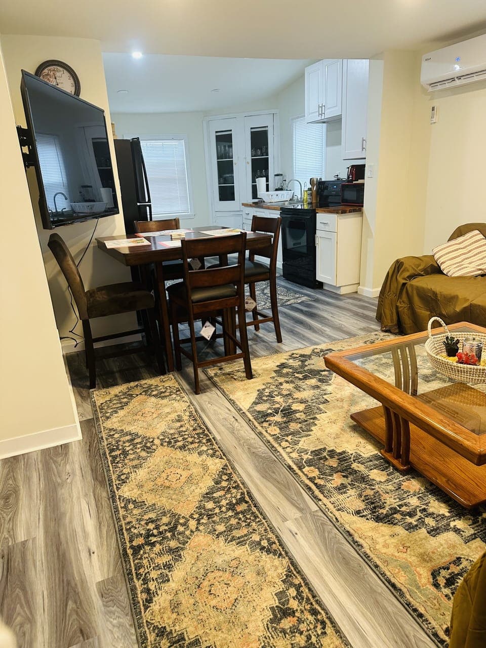 Kitchen and living room