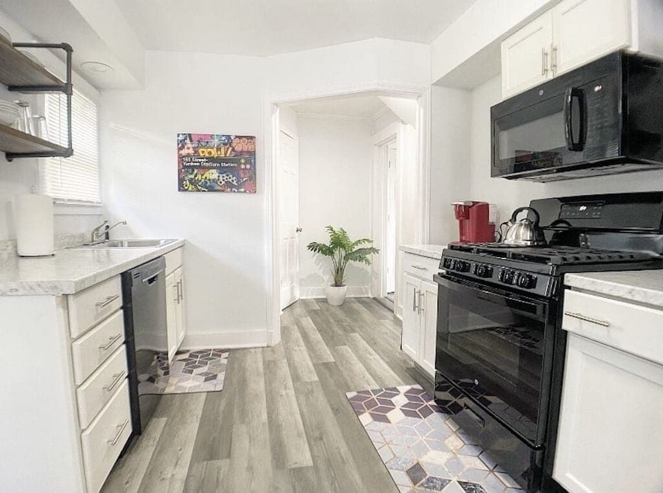 2nd floor kitchen in 1 BR