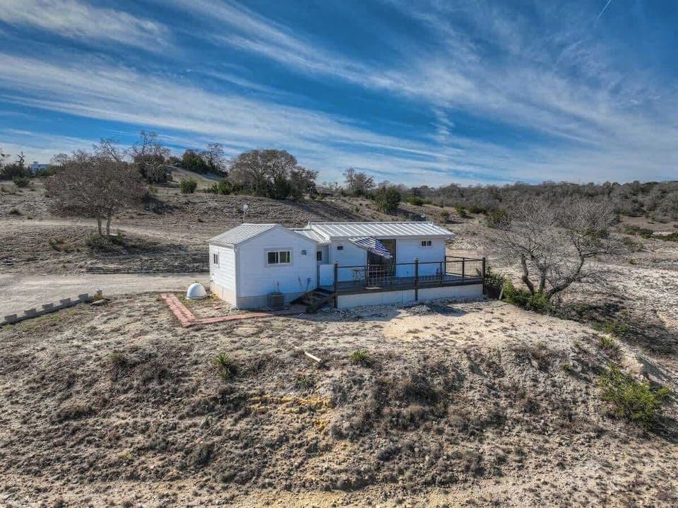 Welcome to K Loma Vista.