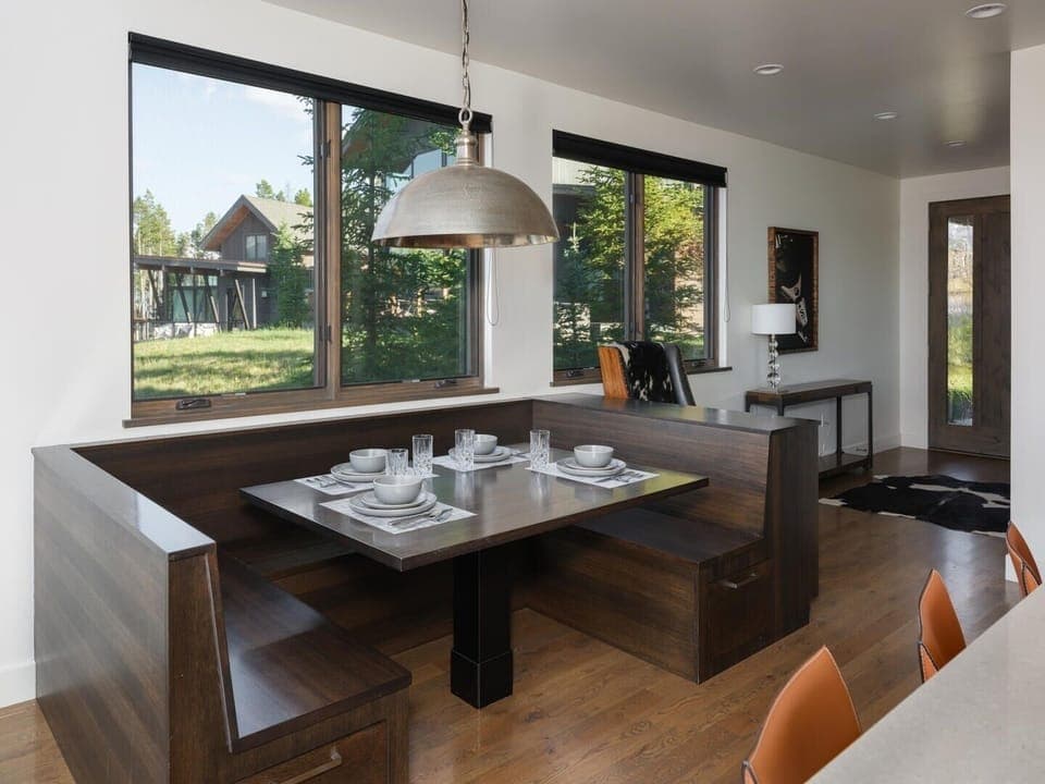 Architecture, Building, Dining Room, Dining Table, Furniture