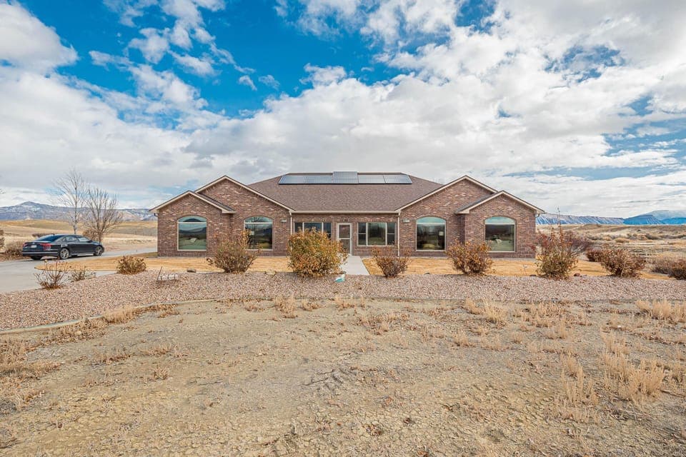 Eleven acres of “no neighbors, no noise, no problem.”