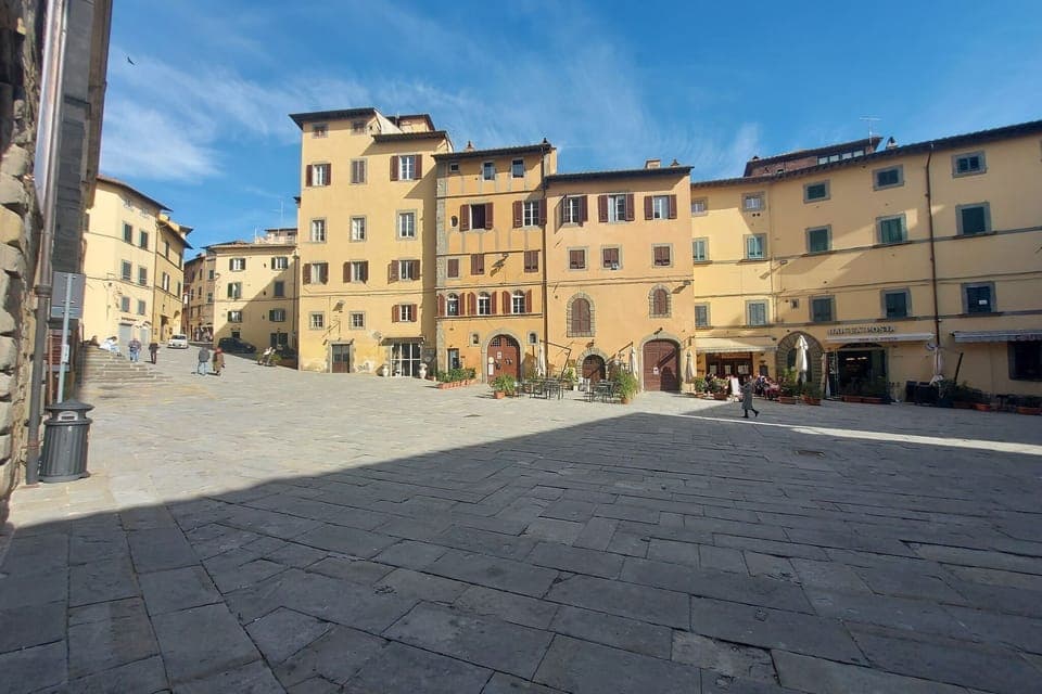 Surroundings [summer] (1-5 km)