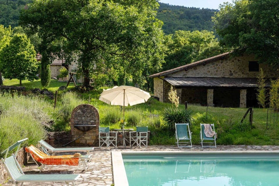 Water, Plant, Property, Building, Green, Nature, Umbrella, Tree, Swimming Pool, Outdoor Furniture