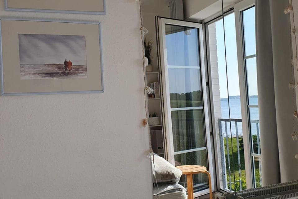 Entrance / Reception