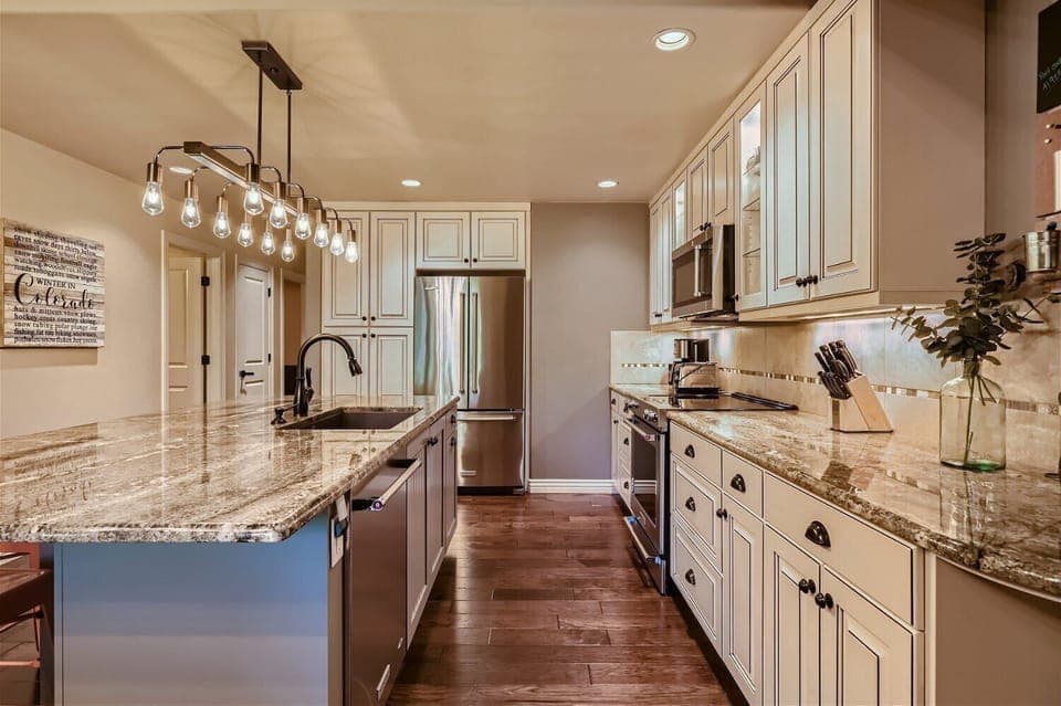 Nice Kitchen Aide Appliances. Almost new. Custom cabinets.