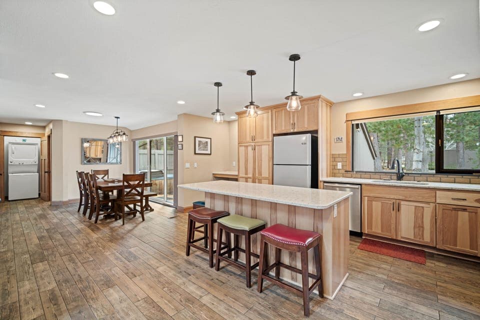 26 Meadow House-08