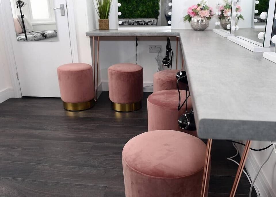 Make up & Dressing Room