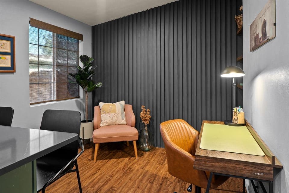 Reading nook and desk area off kitchen