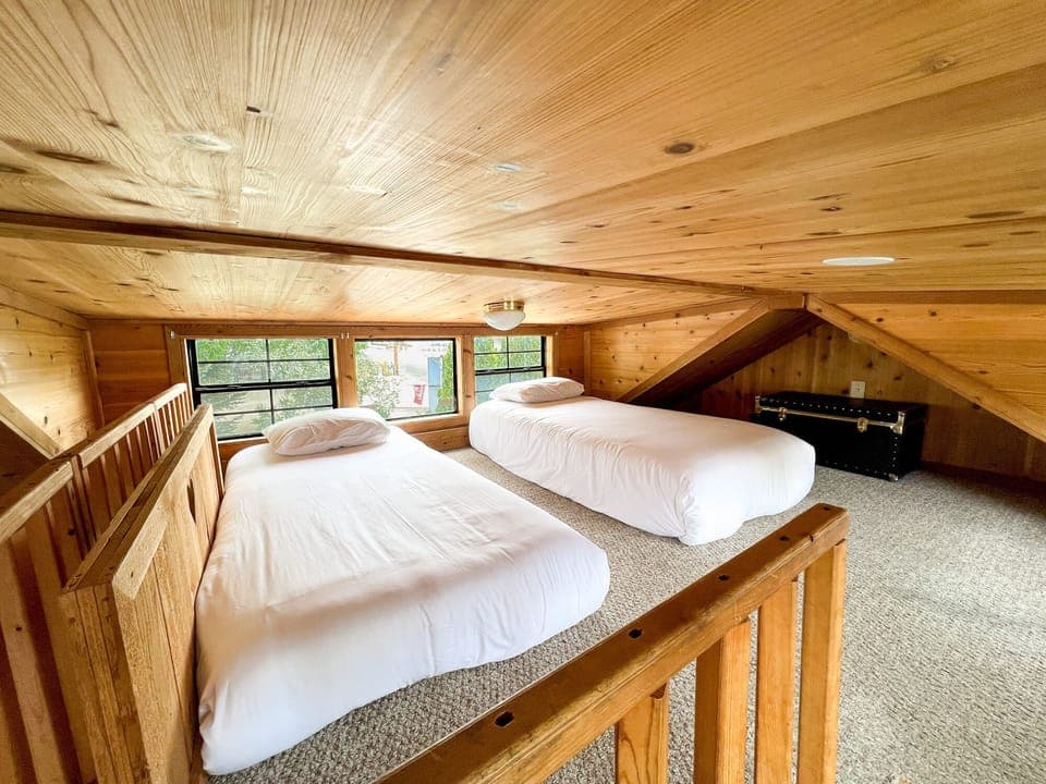 BlackCanyonCabin3