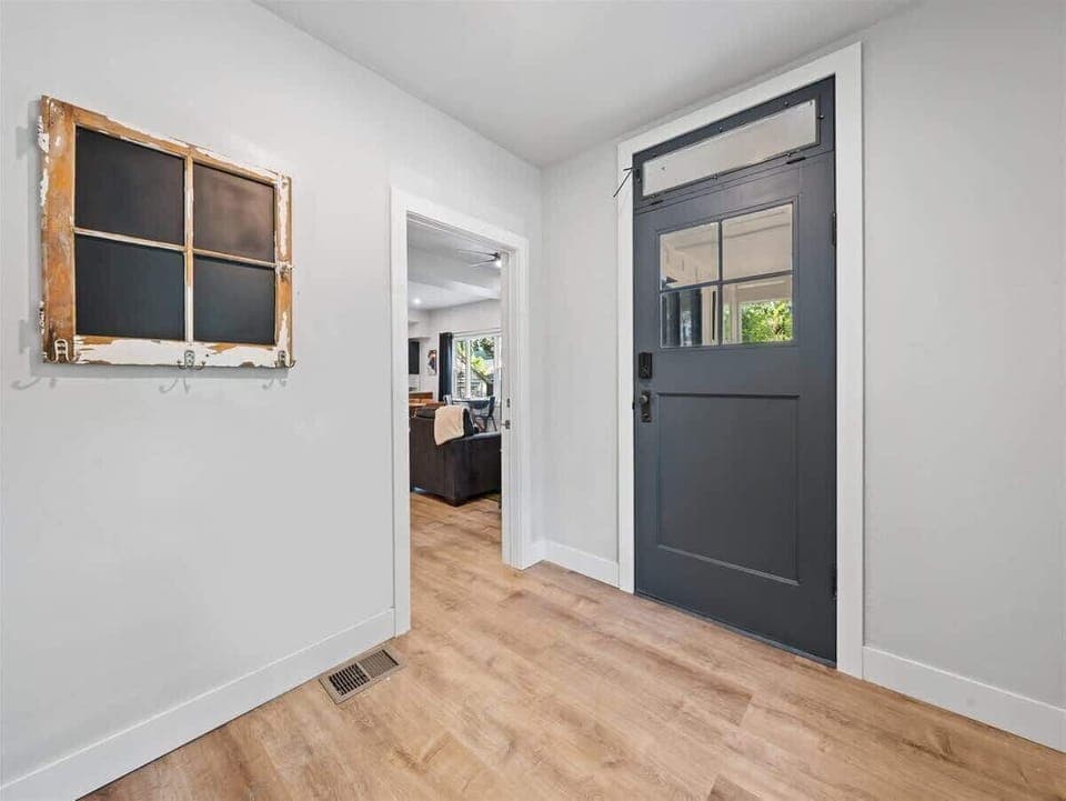 Mudroom, Front door on the right in picture