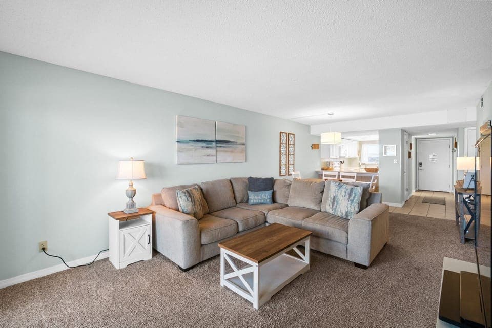 Living Area - Beach Views - Balcony Access - Smart TV