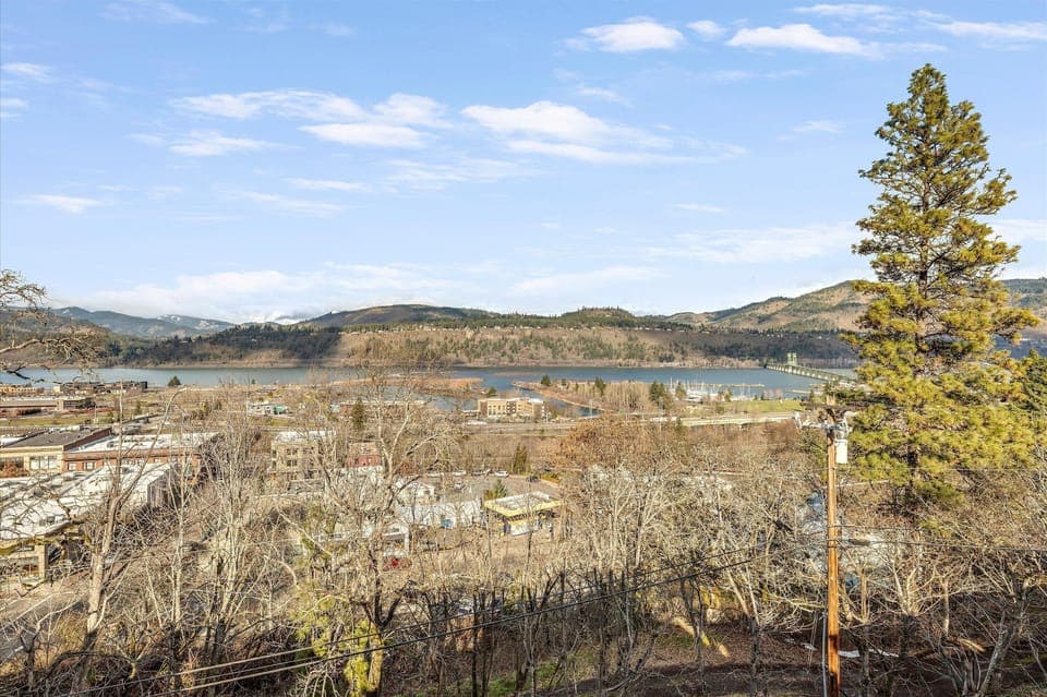 42-SF3R0599-SF3R0601