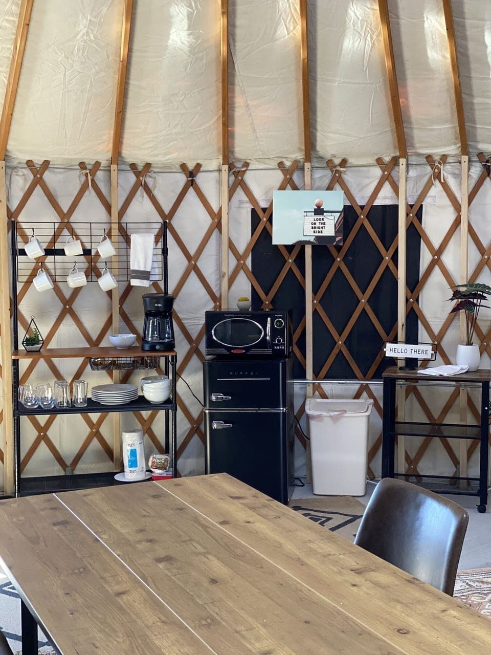 Yurt20Interior202