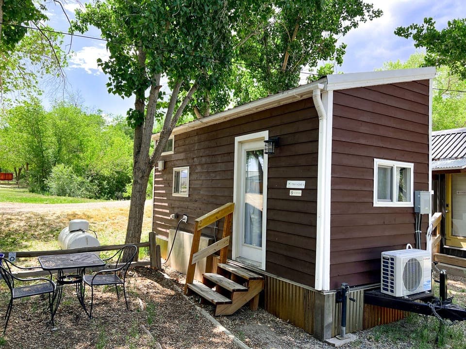 Tiny20420exterior201
