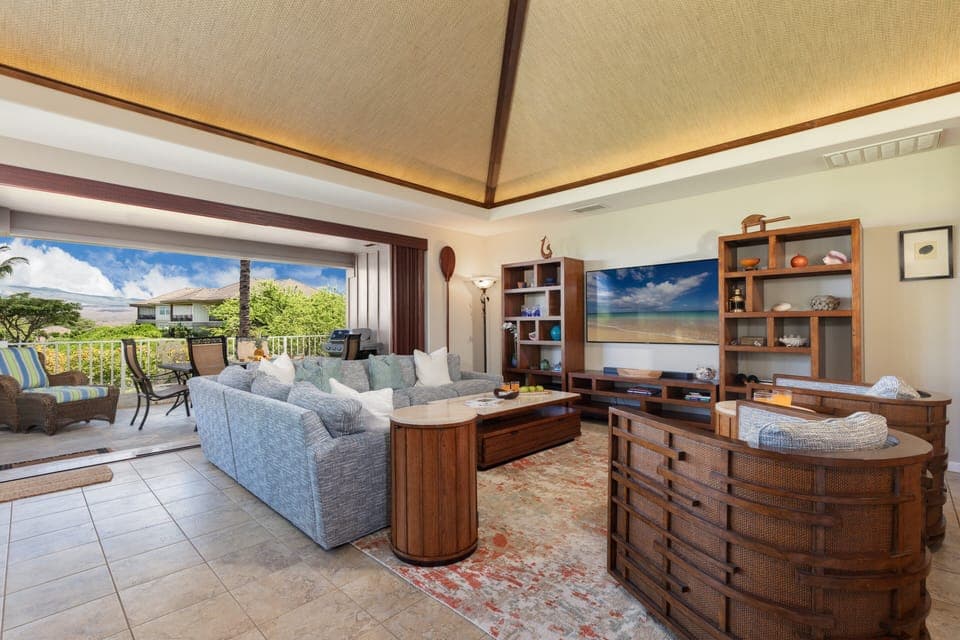 Welcome to Aqua Marine Dream in the Kamilo community in Mauna Lani