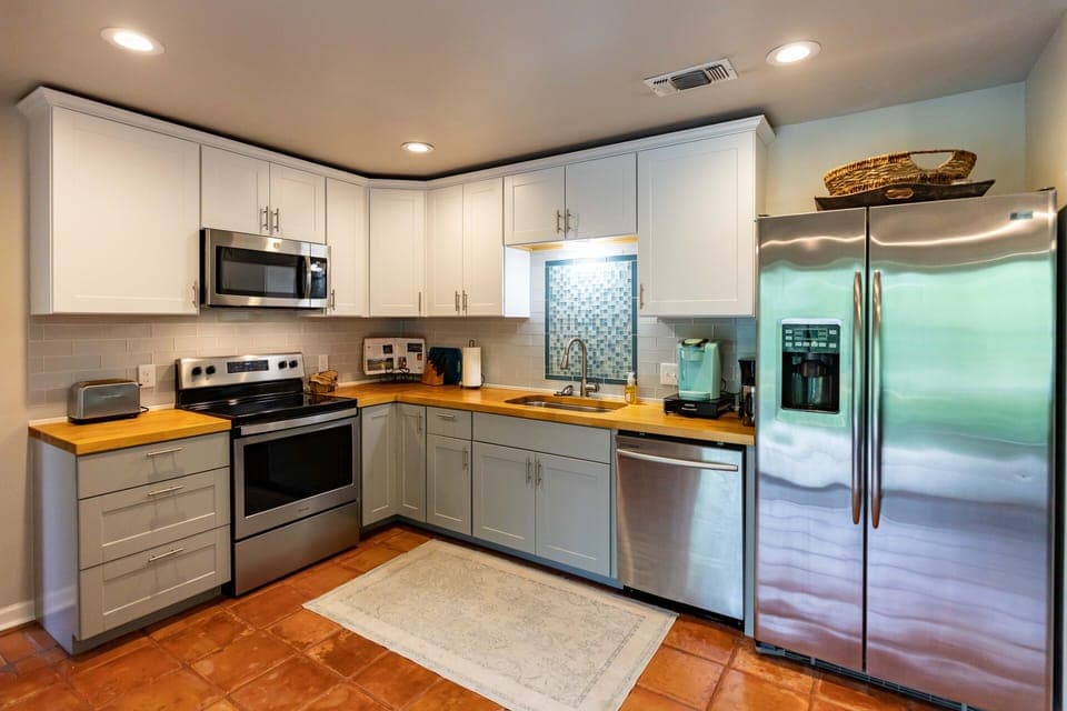 Main kitchen with everything you will need