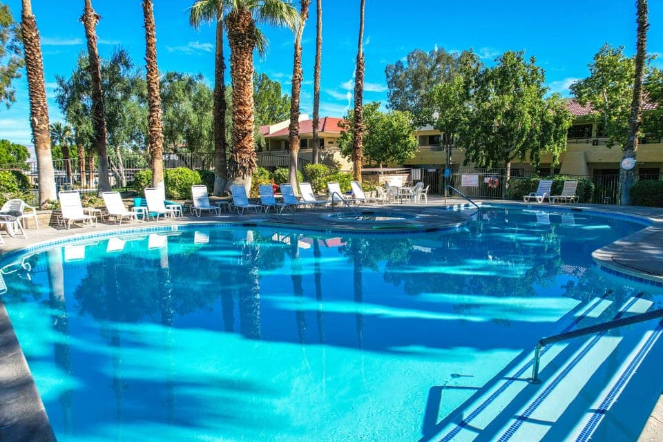 Sun or shade the pool offers great relaxation.