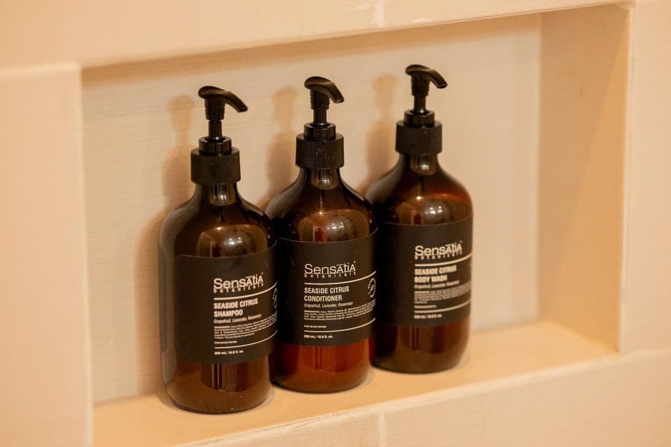 Bathroom amenities