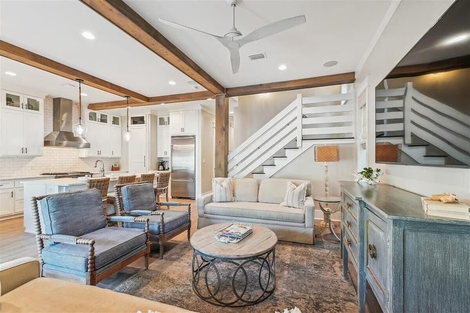 Coastal Decor Throughout!