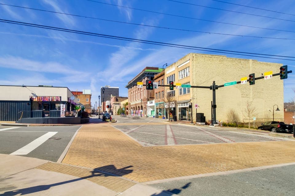 Parking Location (Mizumi Japanese Bistro)