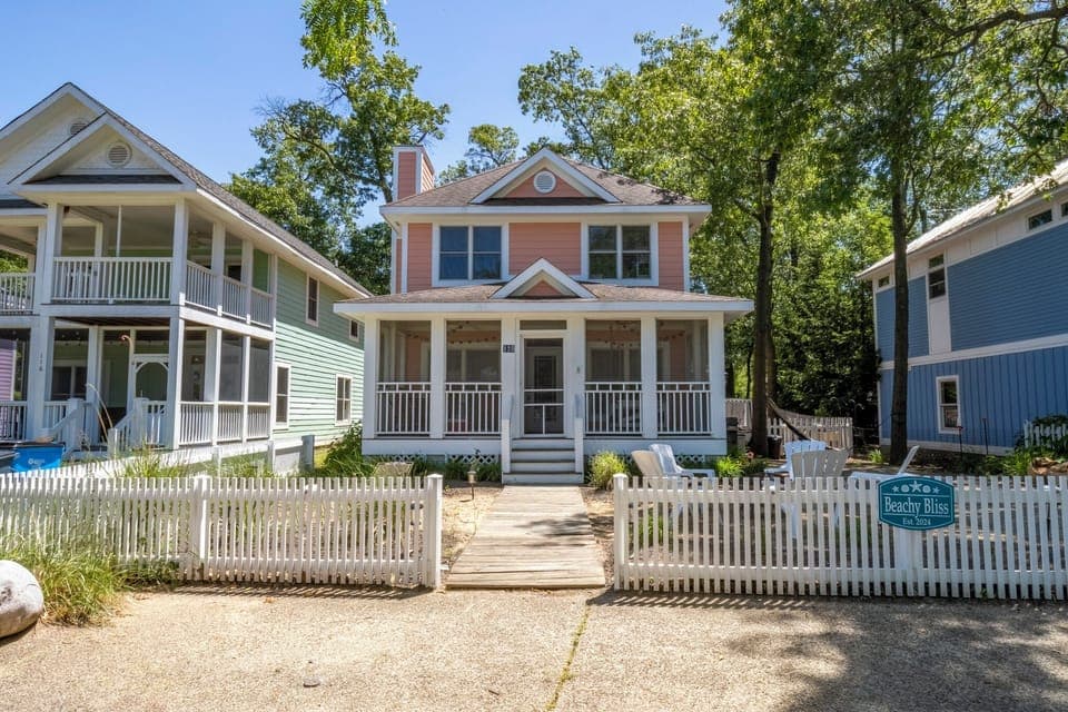 Welcome to Beachy Bliss