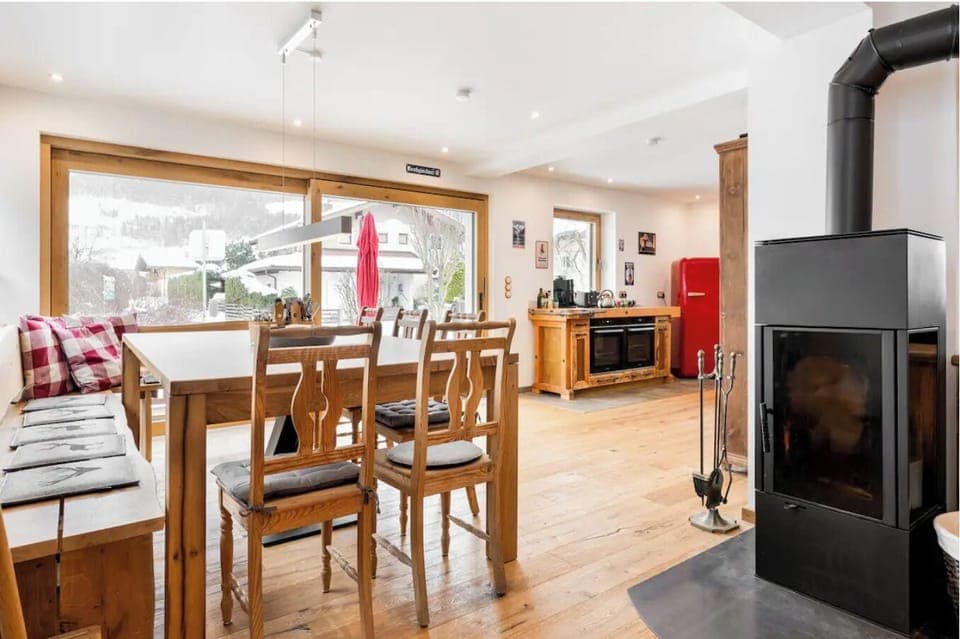 baf7a33a-1260-4f5e-9aca-240d5c107442