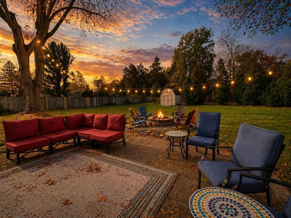 Enjoy our expansive backyard with family and friends!  Our property is perfect for large groups