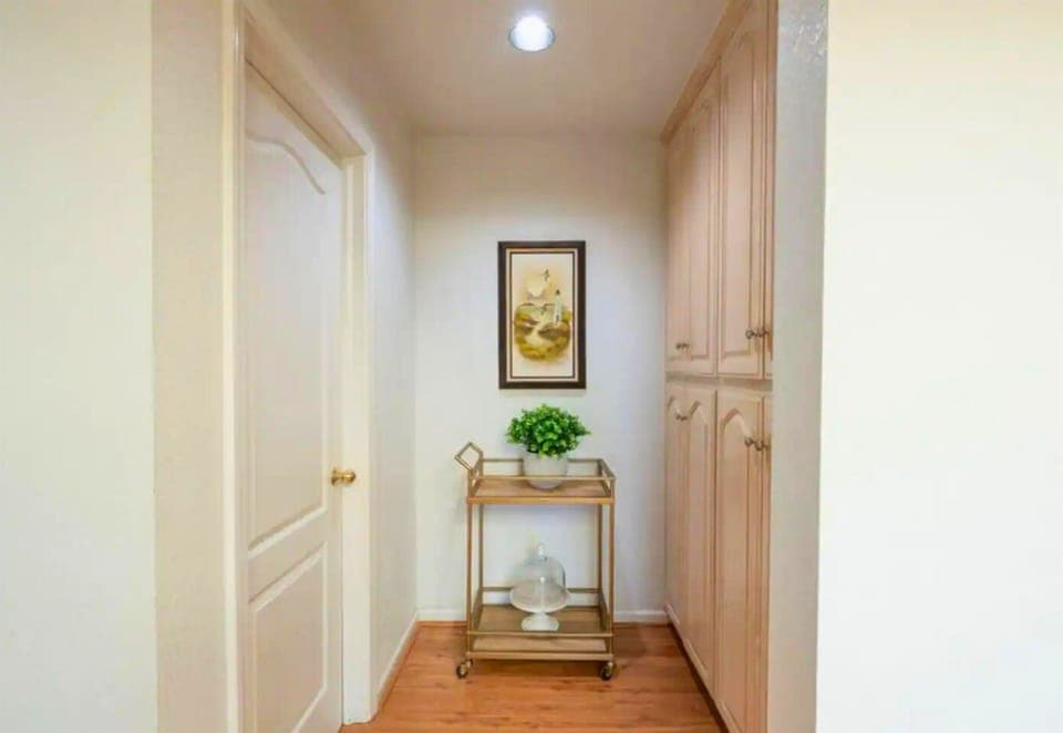 Upstairs Hallway and Linen Closet