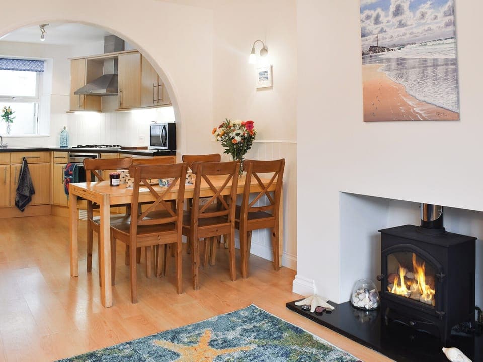 Living room/dining room | Bithecutt Cottage, Bude