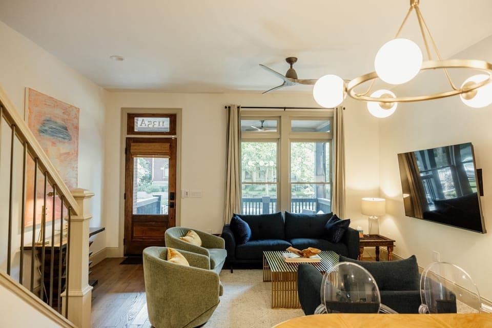 First Floor | Living Room